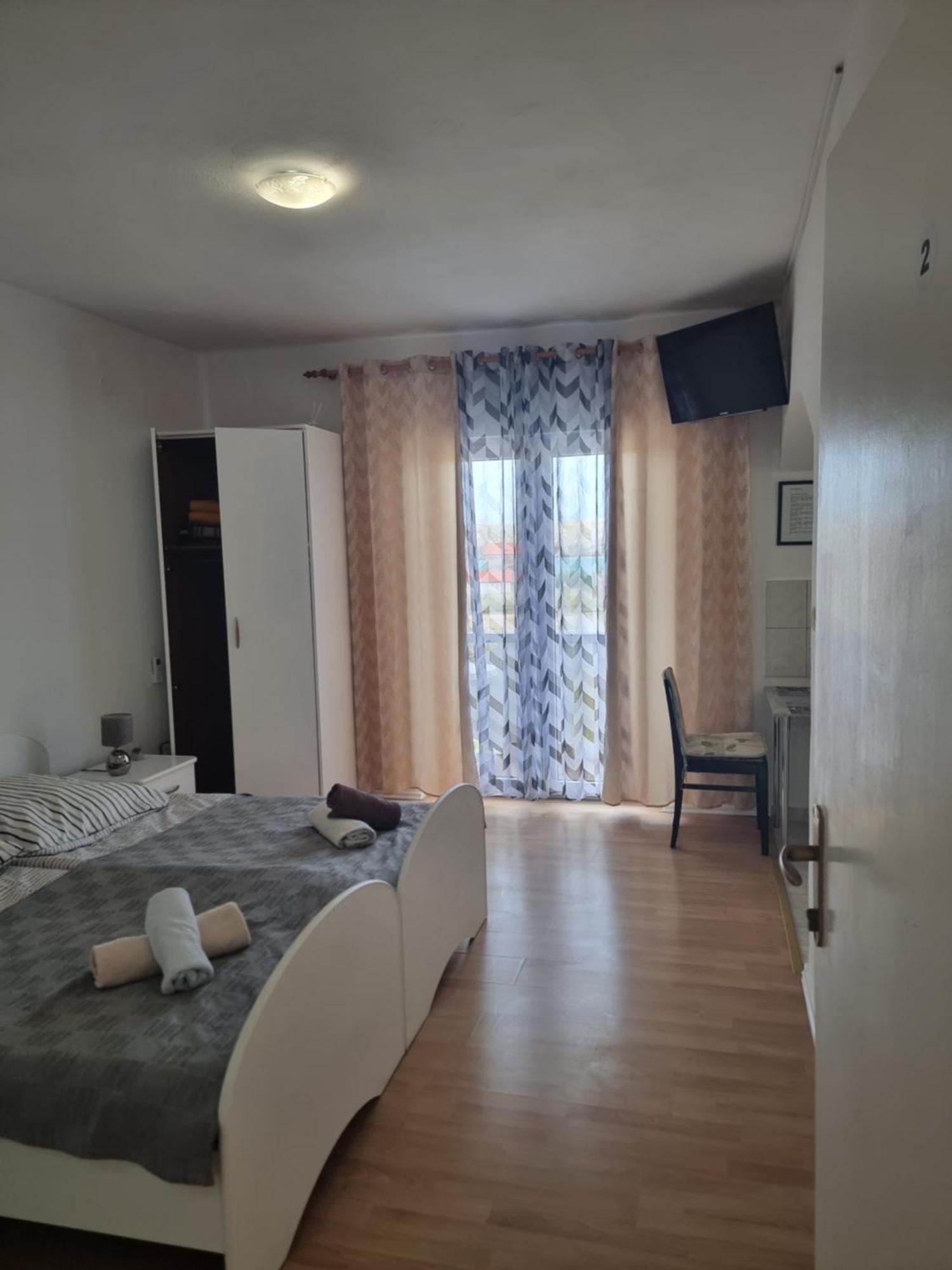 Apartmani Alen Dinjiška Dış mekan fotoğraf